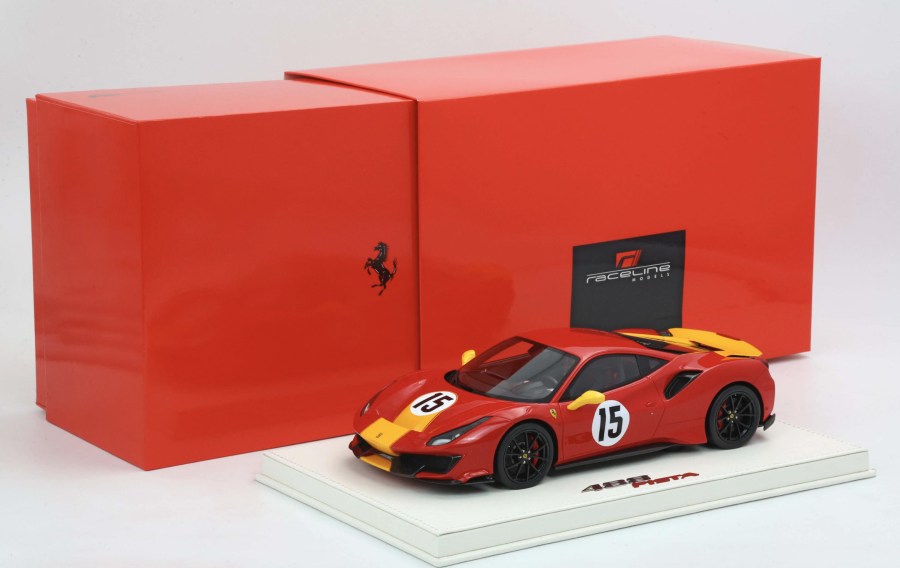 1/18 BBR Ferrari 488 pista rosso corsa set on white deluxe leather base with display cover limited 3 pieces