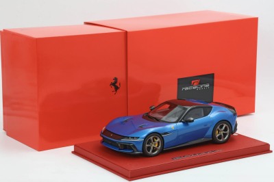 1/18 BBR Ferrari 12cilindri color blue corsa set on red deluxe leather base limited 3 pieces