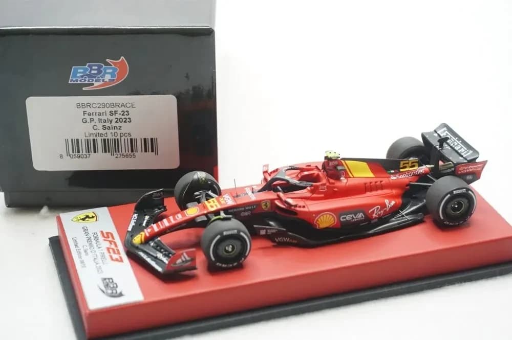 1/43 BBR Ferrari SF-23 G.P Italy Sainz 2023 set on red leather base limited 10 pieces