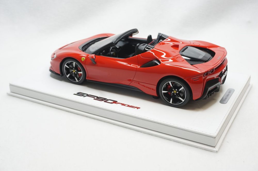 BBR 1/18 フェラーリ SF90 スパイダー ホワイト 40台限定 BBR 1:18