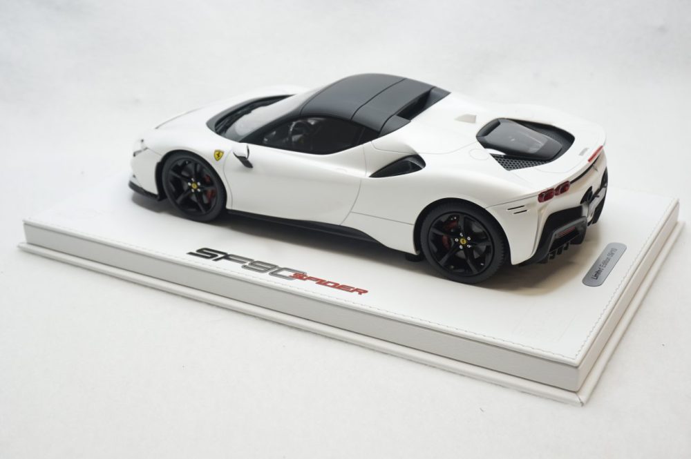 1/18 BBR Ferrari SF90 spider with closed roof in color Fuji white MATT with  matt black roof set on white deluxe leather base limited 10 pieces 